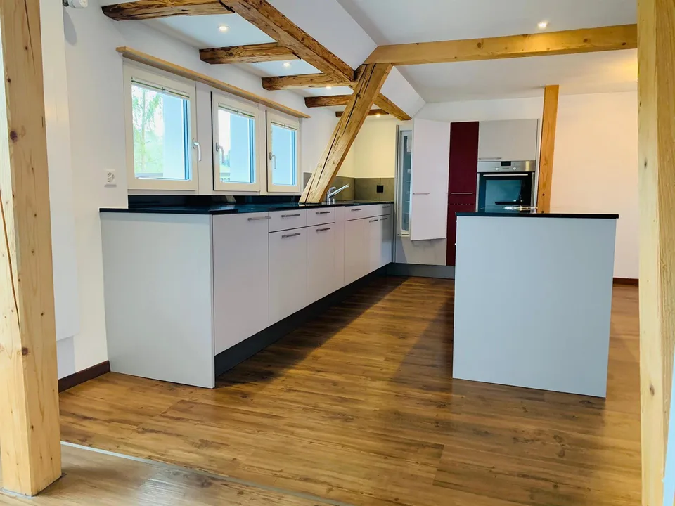 Charmante 4.5-Zimmer-Maisonette-Wohnung zu vermieten