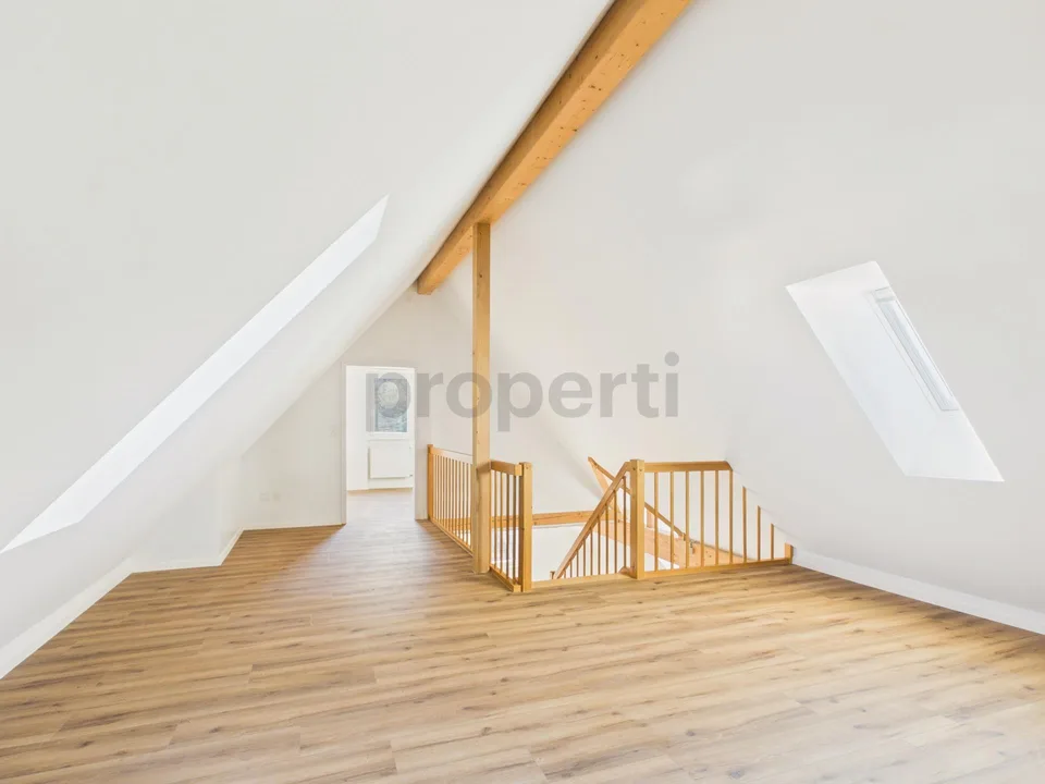 Charmante 4-Zimmer-Maisonette-Wohnung mit Dachgeschoss-Charme in Fe...