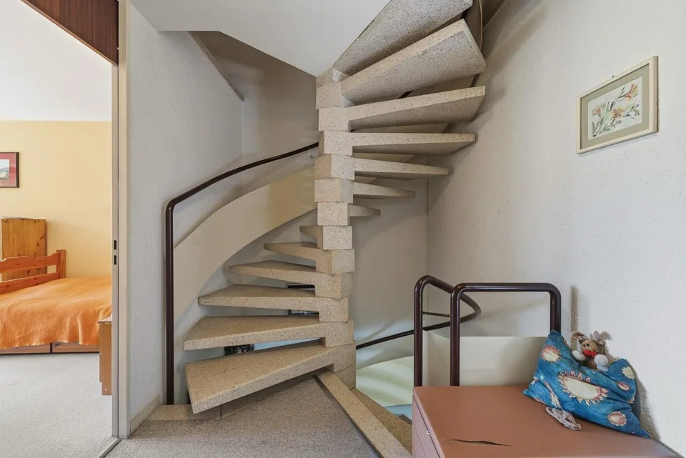 5.5-Zimmer-Doppeleinfamilienhaus mit Garten in Muttenz