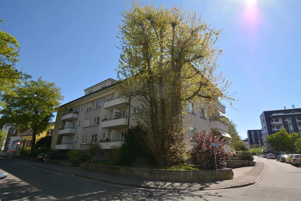 3‑Zimmerwohnung in Allschwil – hell, gepflegt, mit Balkon