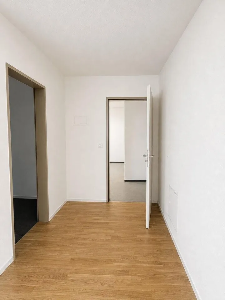 Dein neues Gewerbeobjekt! Ideal für Büro, Praxis und mehr