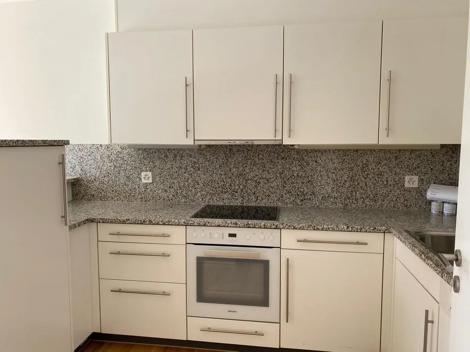 Grosszügige 3.5-Zimmerwohnung mit moderner Küche