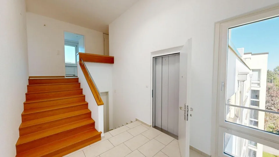 4.5 Zimmer Attikawohnung mit grosser Terrasse – photo 2 sur 26