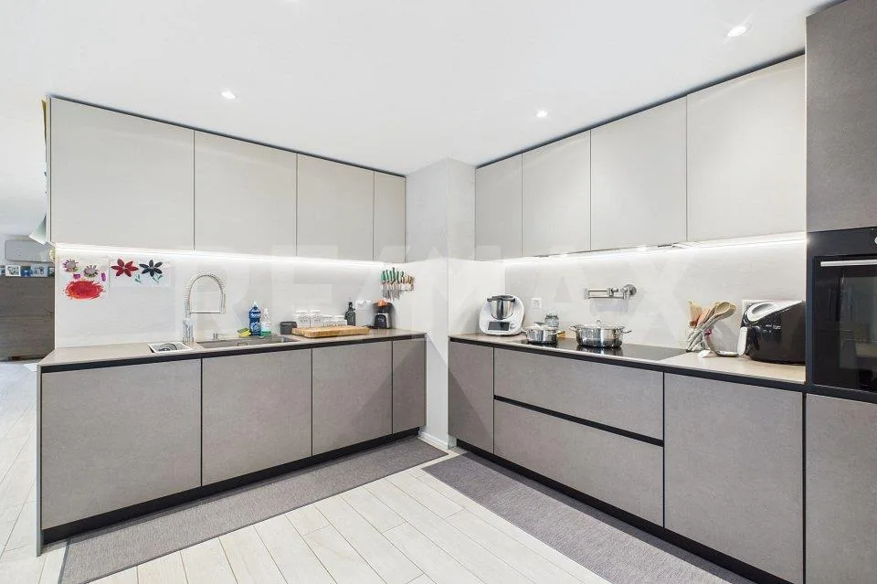 Casa singola di recente costruzione eleganza comfort e tecnologia moderna – Foto 11 von 14