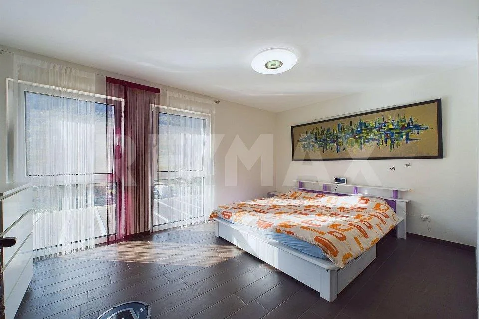 Casa unifamiliare indipendente con giardino e vista aperta – Foto 11 von 15