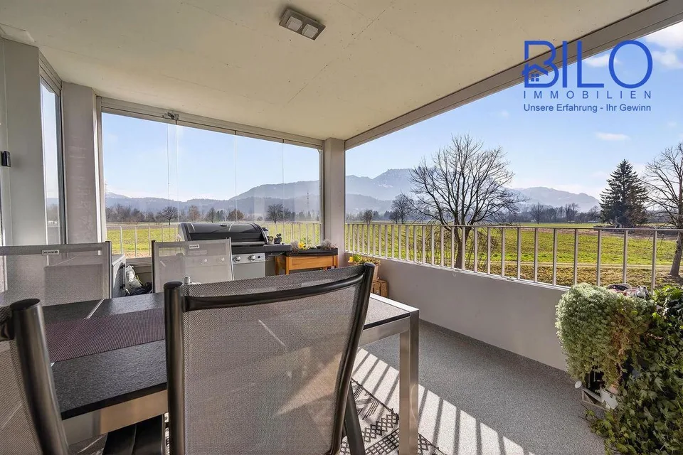 4.5 Zimmer ETW an unverbaubarer Lage mit herrlicher Berg- und Weits... – photo 7 of 13