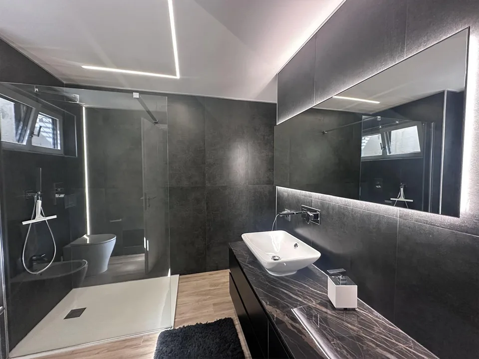 SPETTACOLARE CASA 5.5 CON MERAVIGLIOSA VISTA LAGO – foto 10 di 13