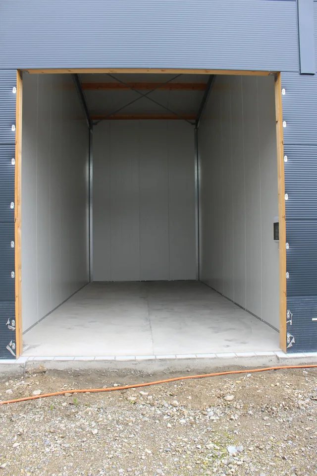 Neuer Lagerraum mit mindestens 40m² -72m2 mit Parkplatz in Ramsen z...