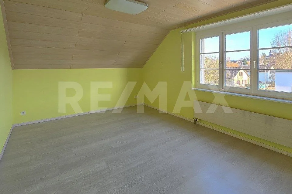 Wohnen auf 129 m², Hobbyraum und Keller, 2 Parkplätze