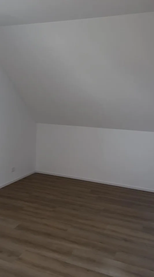 Helle Dachgeschosswohnung zum Wohlfühlen