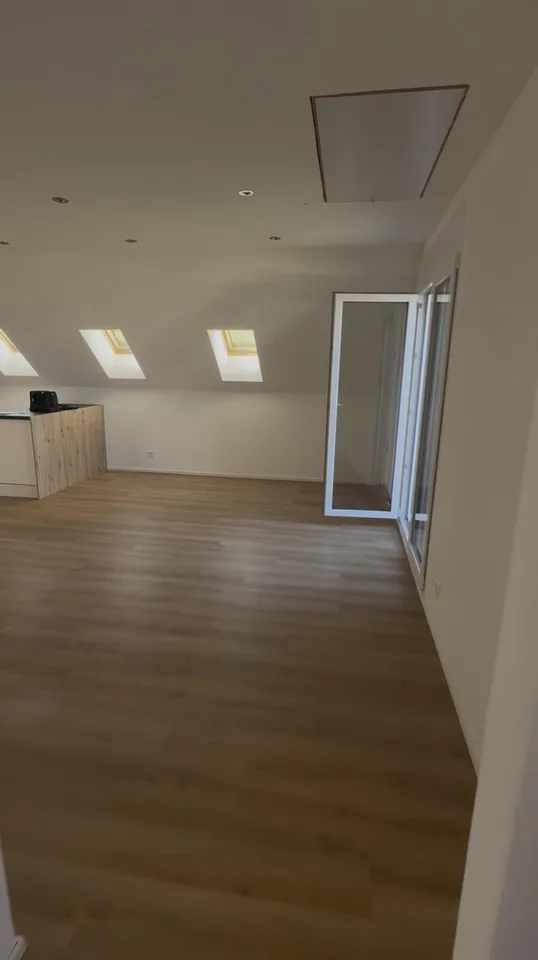 Helle Dachgeschosswohnung zum Wohlfühlen