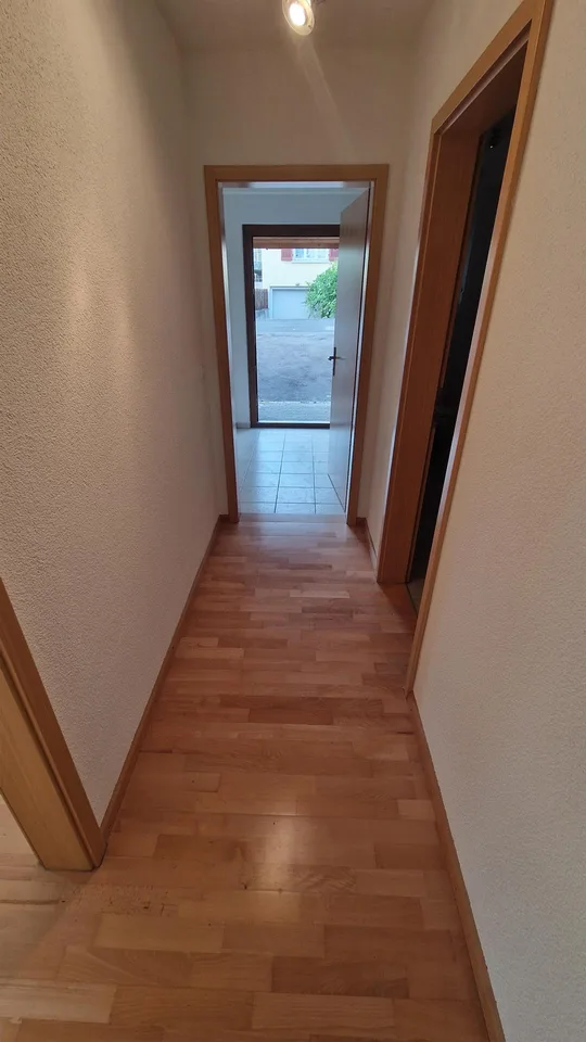 3.5 Zimmer Wohnung mit Gartenanteil