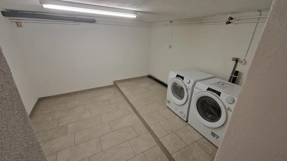 3.5 Zimmer Wohnung mit Gartenanteil