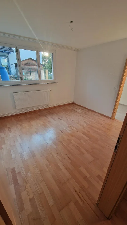 3.5 Zimmer Wohnung mit Gartenanteil