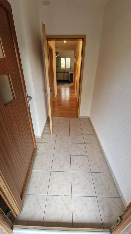 3.5 Zimmer Wohnung mit Gartenanteil