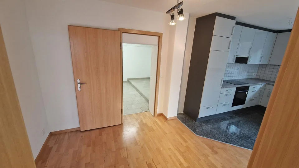 3.5 Zimmer Wohnung mit Gartenanteil