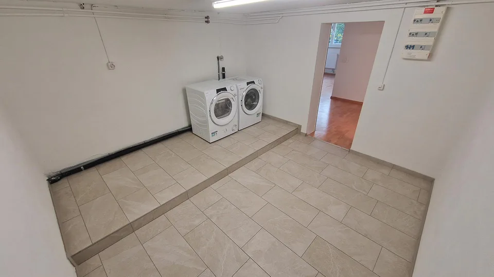 3.5 Zimmer Wohnung mit Gartenanteil