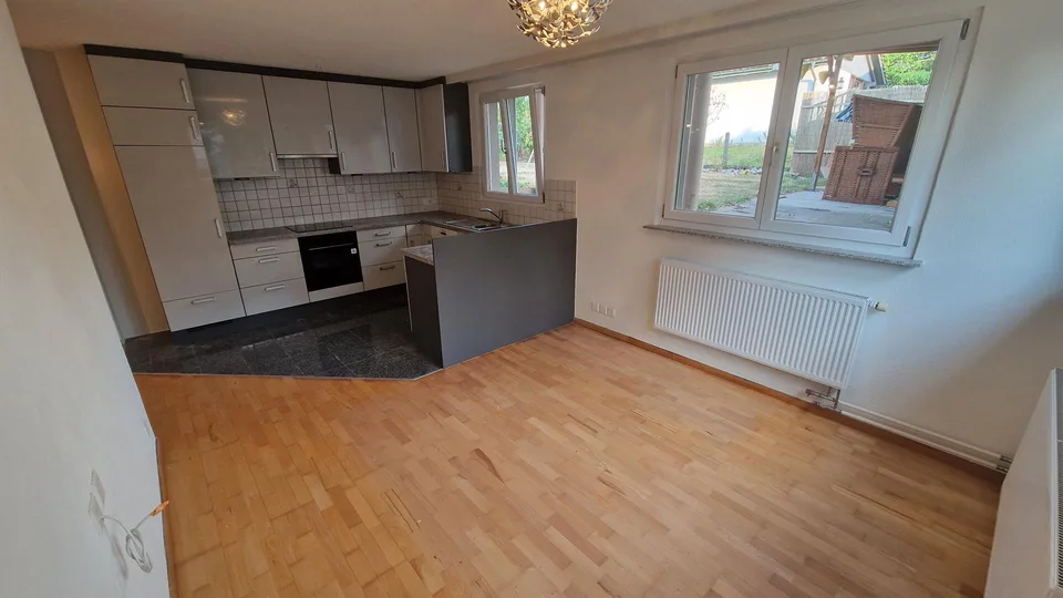 3.5 Zimmer Wohnung mit Gartenanteil