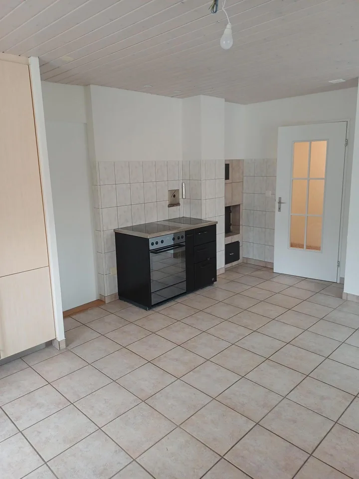 Frisch renovierte helle Altbauwohnung