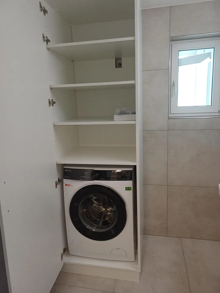 Frisch renovierte helle Altbauwohnung