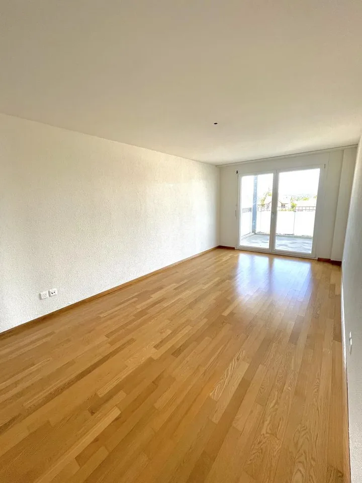 CHARMANTE WOHNUNG AN ZENTRALER LAGE