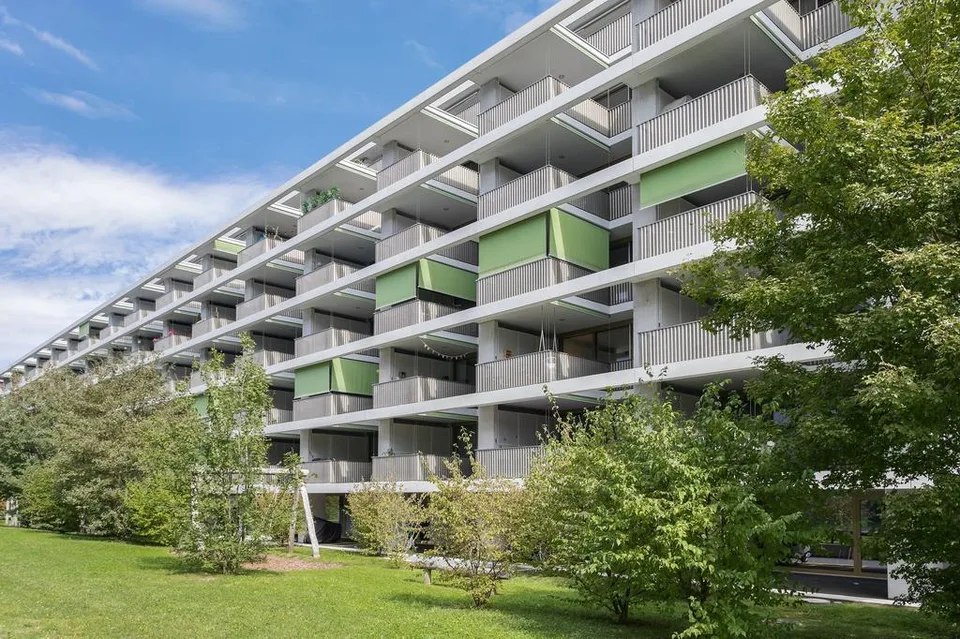 Appartement moderne 4.5 pièces au centre de Zug