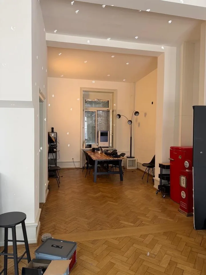 Attractive retail/commercial space in top location at Stauffacherstrasse 100