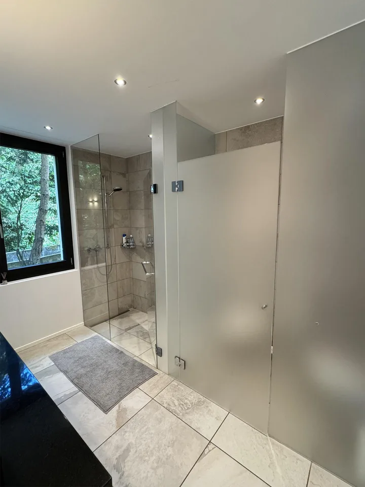 Exklusive 2.5-Zimmerwohnung mit privater Gartenoase in Luzern