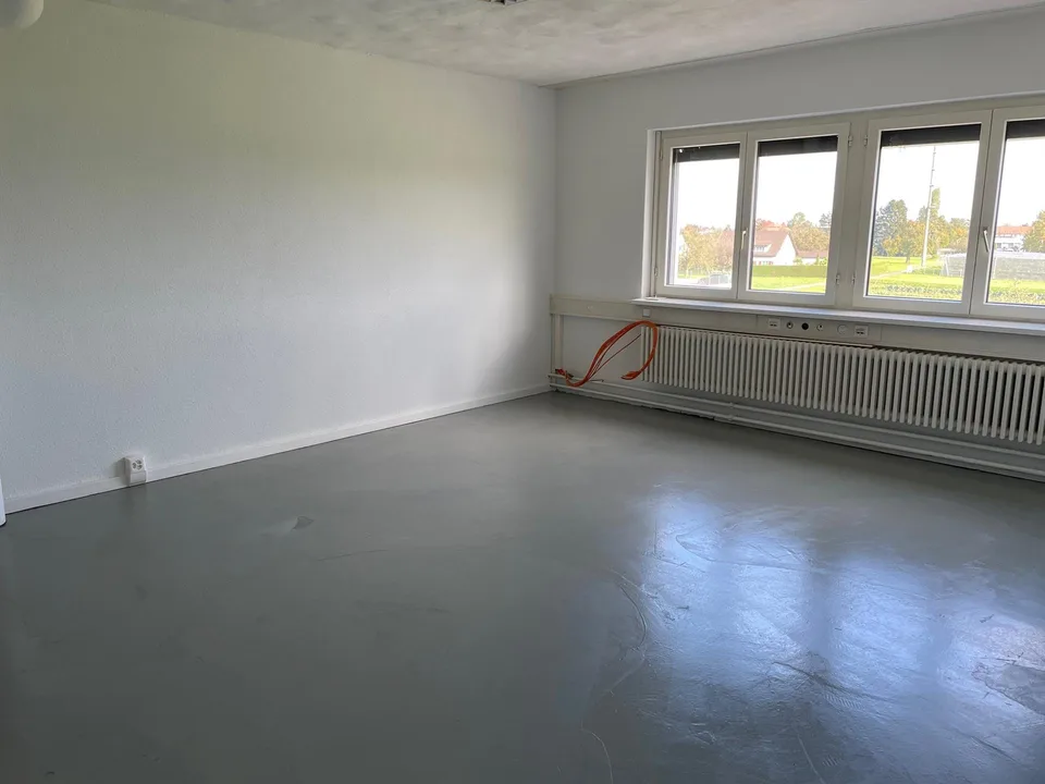 helle, grosszügige Büroräumlichkeiten