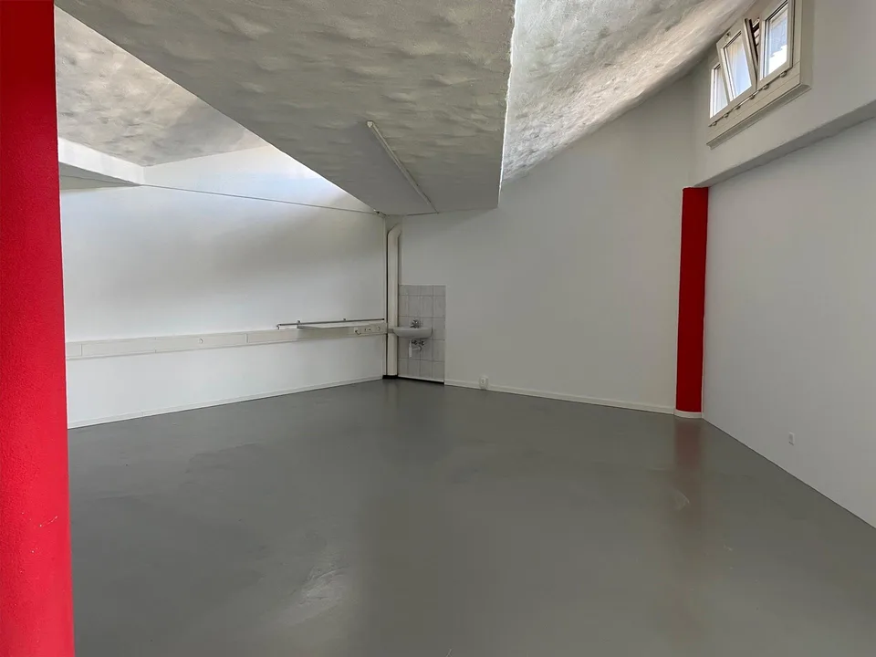 helle, grosszügige Büroräumlichkeiten