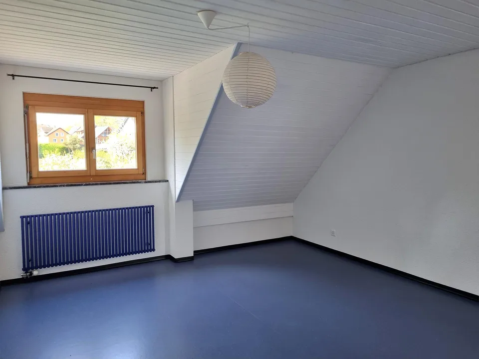 In 5 Minuten am See – 3.5-Zimmer-Maisonettewohnung mit Charme