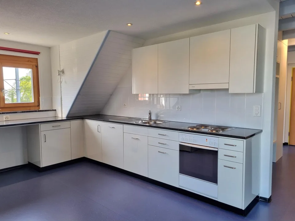 In 5 Minuten am See – 3.5-Zimmer-Maisonettewohnung mit Charme