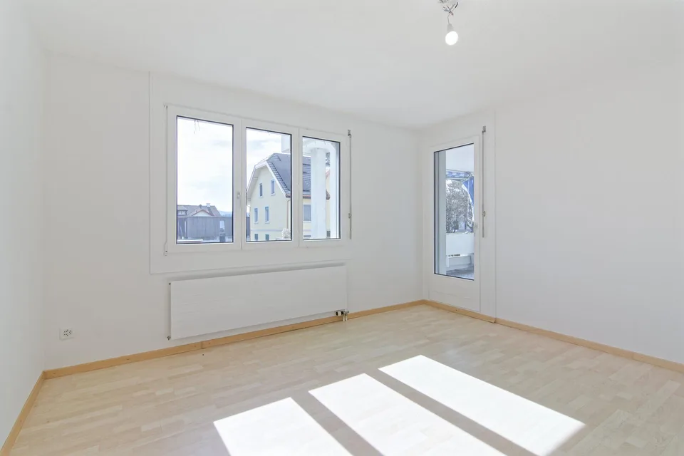 3.5-Zimmer Wohnung, 1. Obergeschoss mit ca. 121 m² Wohnfläche und Lift