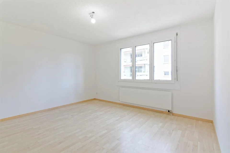 3.5-Zimmer Wohnung, 1. Obergeschoss mit ca. 121 m² Wohnfläche und Lift