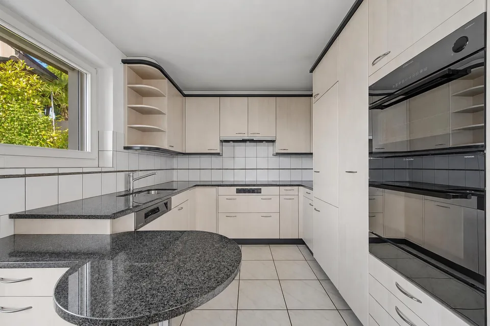 Panoramic residence in a privileged location high above the Four Forest Cantons