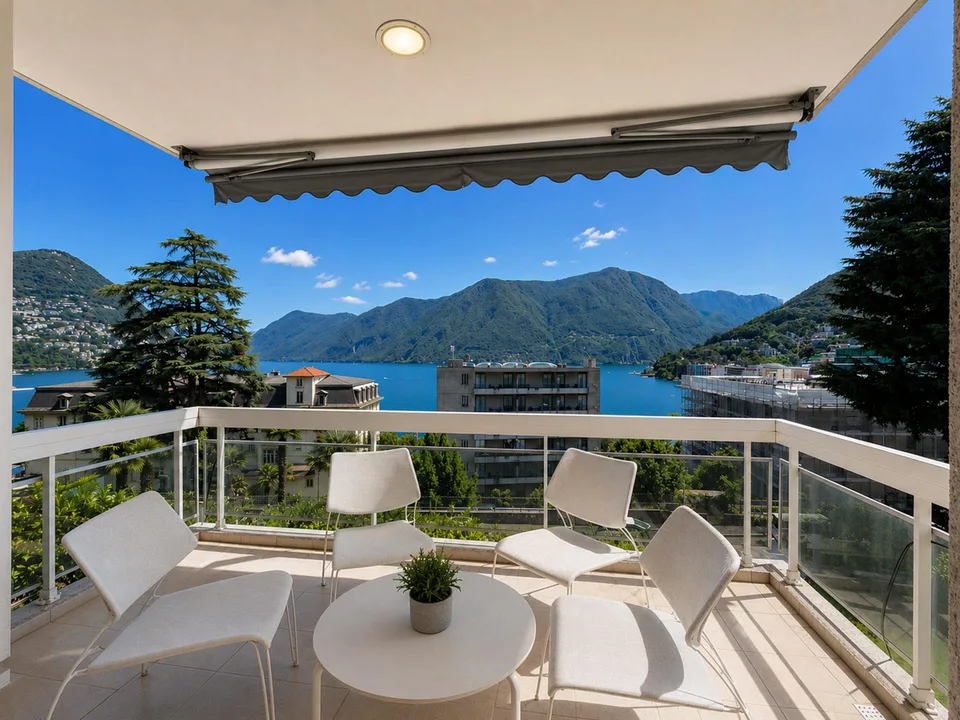 Prestigioso appartamento vista lago a Lugano