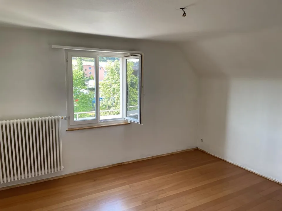 Einfamilienhaus mit Werkstatt - ideal für Handwerker