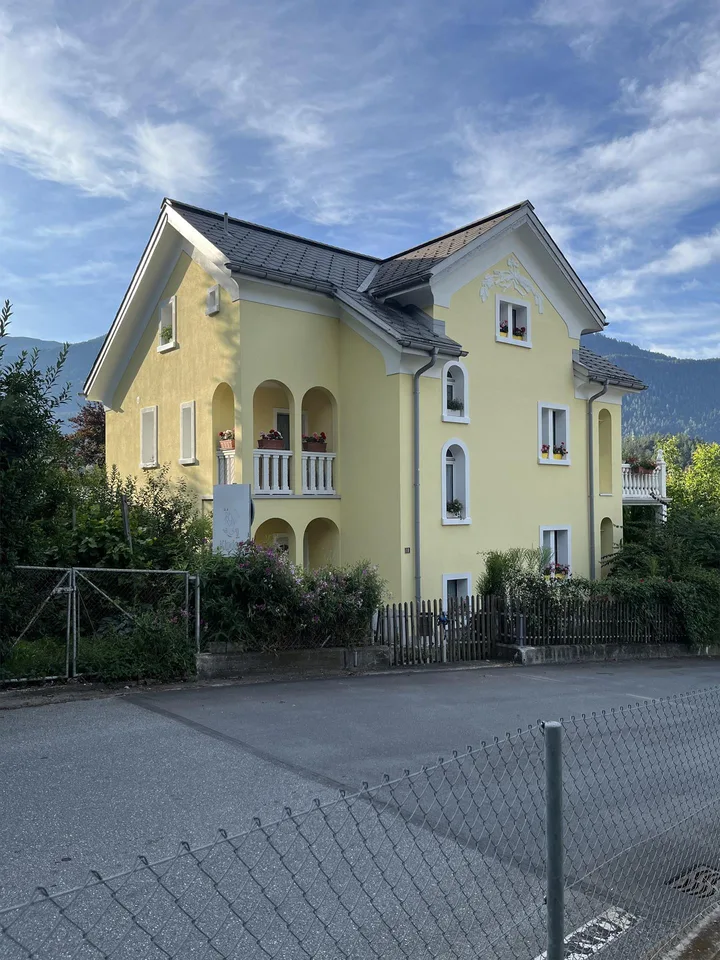 KOPIE - Renoviertes Einfamilienhaus mit Anliegerwohnung und Gartensitz