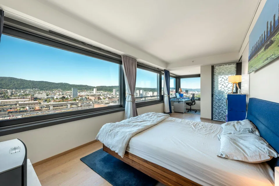 Hoch über Zürich - Exklusives Wohnen im 19. Obergeschoss