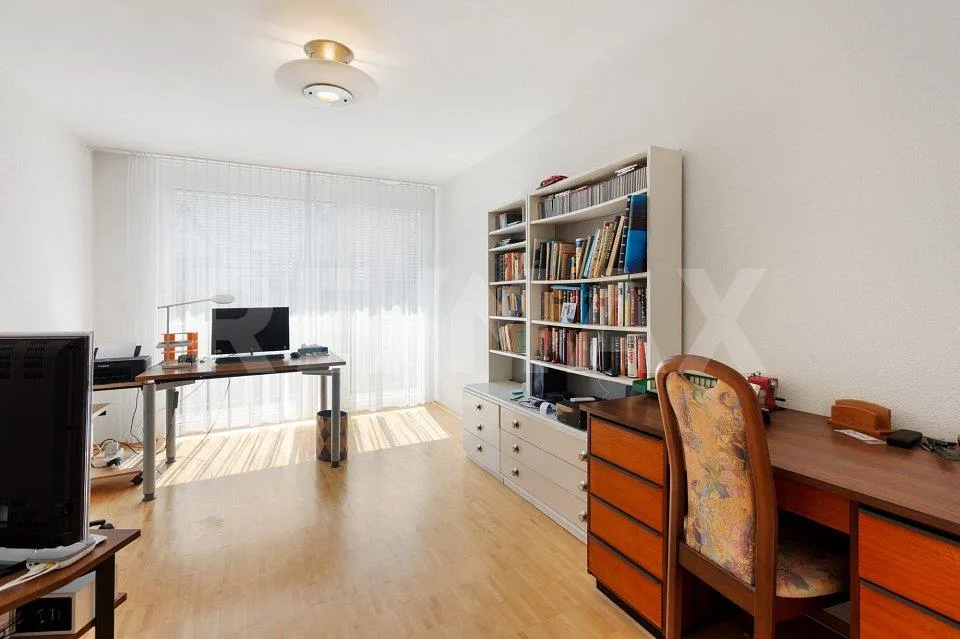 Bright 4.5-room apartment in a quiet and central residential area