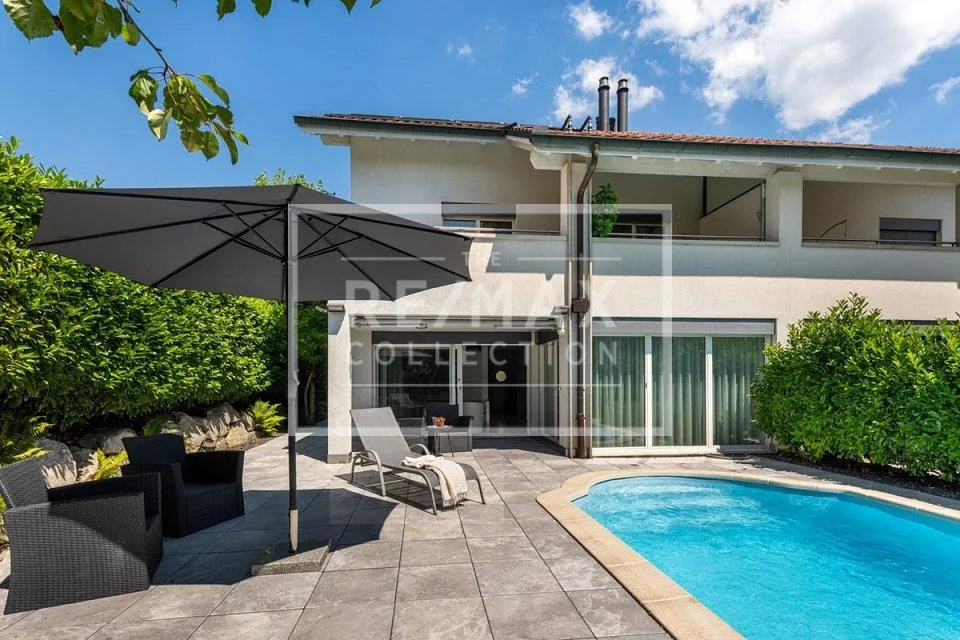 Your new family oasis - Well-kept 6½-room single-family house with pool
