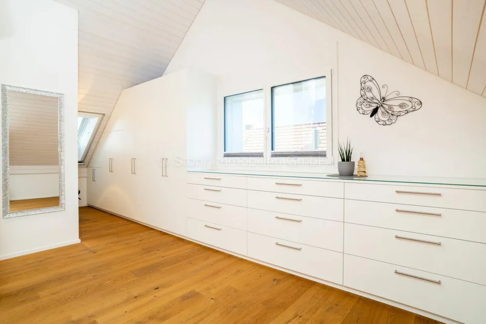 Familienfreundliches 4.5-Zimmer-DEFH in gepflegter Überbauung