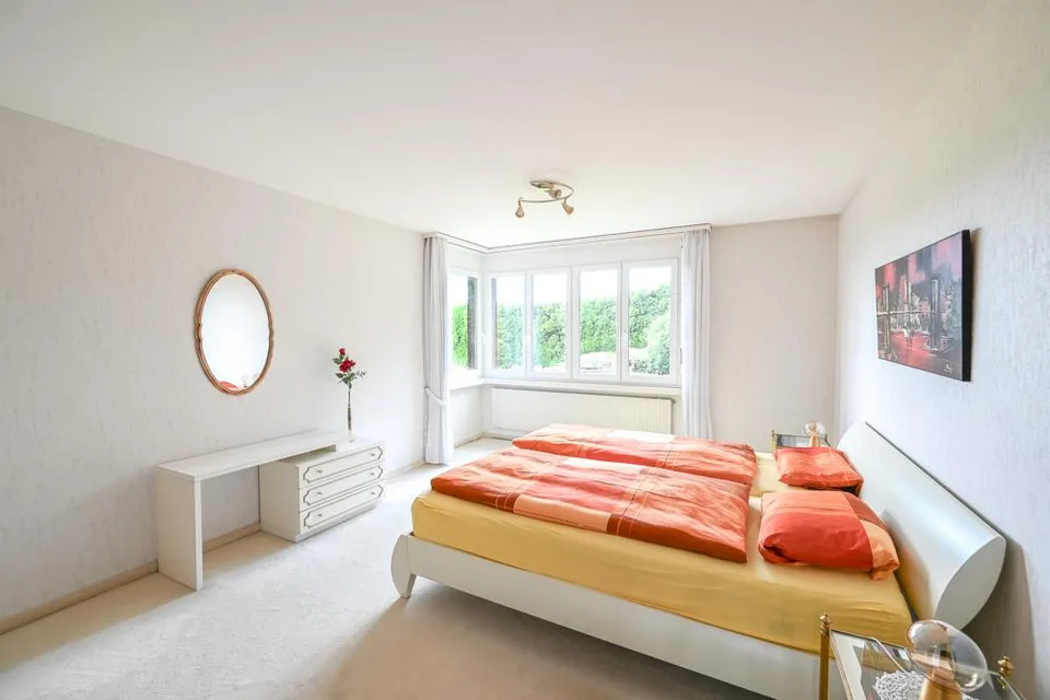 Sonnenverwöhnte Terrassenwohnung zwischen Rebbergen und Weitblick
