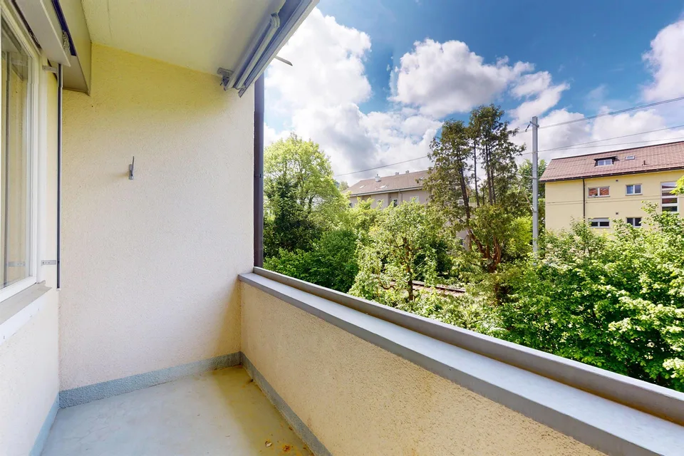 Beautiful 3-room apartment in the city-near Weissenbühl quarter!