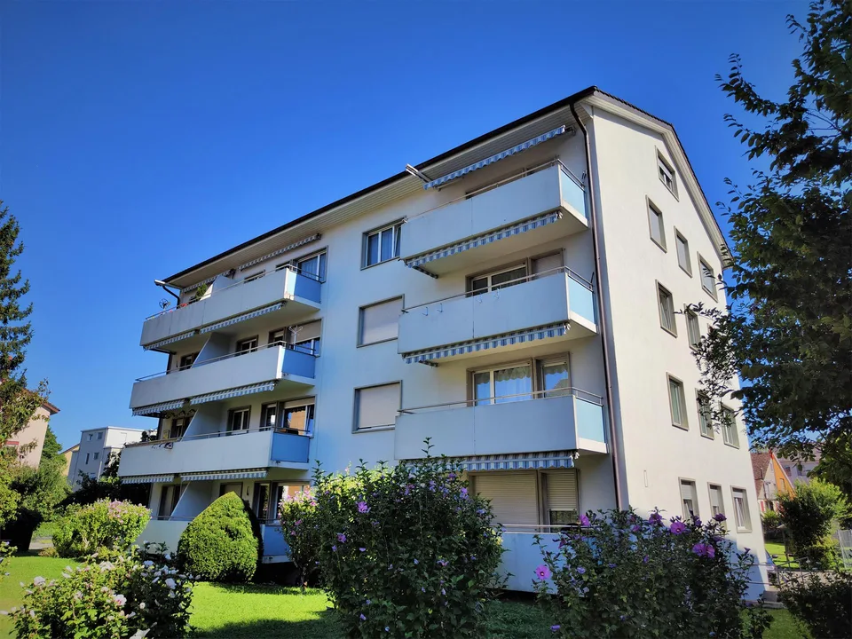 4.0 Zimmerwohnung in Dübendorf