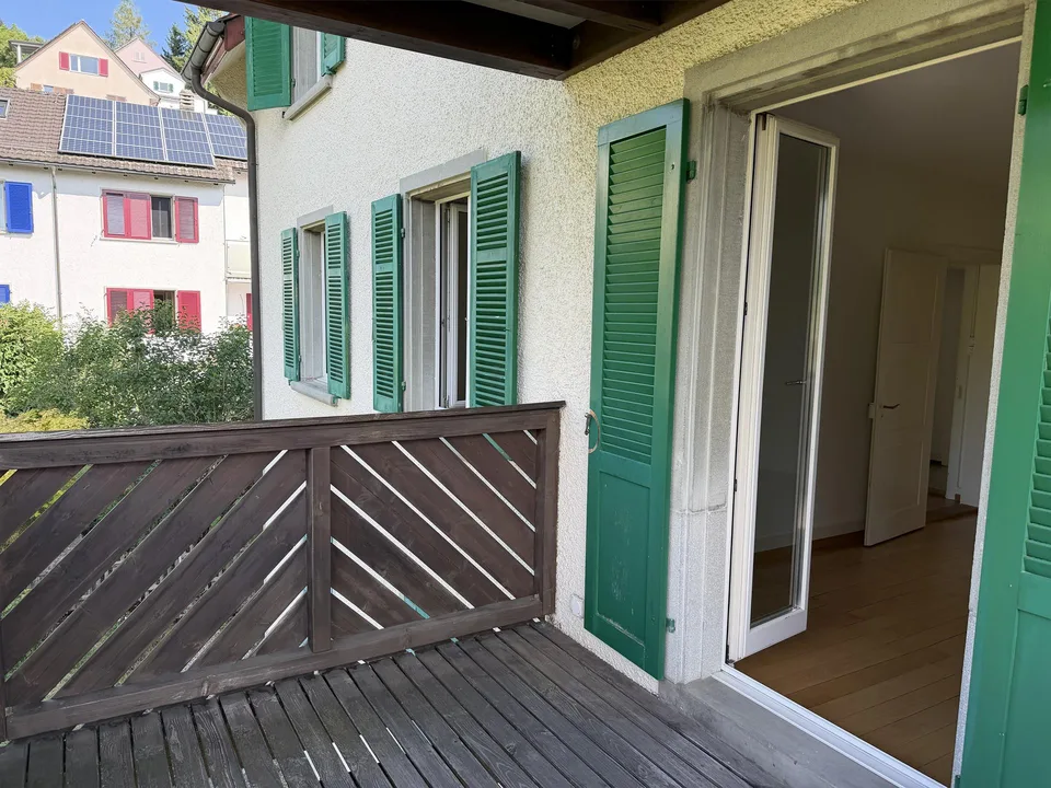 charmante 4-Zimmer-Whg in Dreifamilienhaus