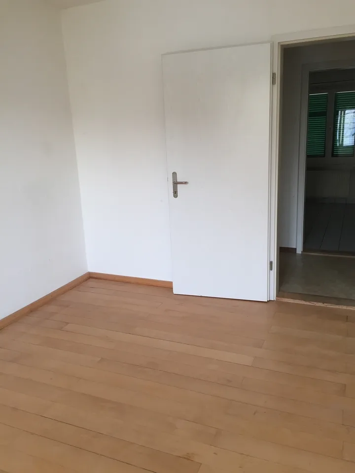 charmante 4-Zimmer-Whg in Dreifamilienhaus