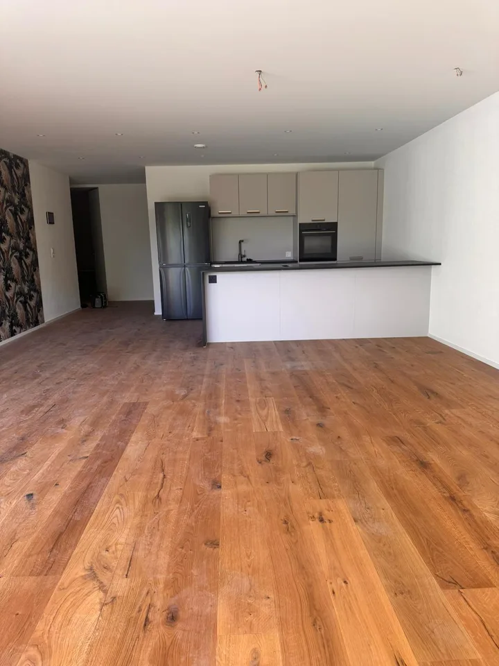Grosszügige 4.5-Zimmer Neubauwohnung an ruhiger Lage in Erlen