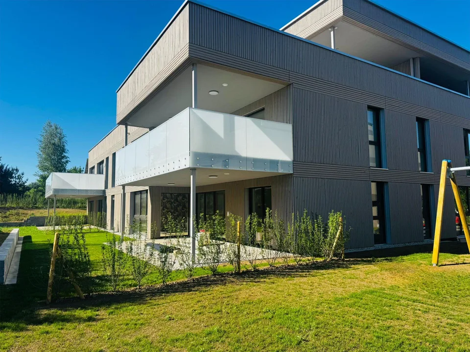 Grosszügige 4.5-Zimmer Attika Neubauwohnung an ruhiger Lage in Erlen