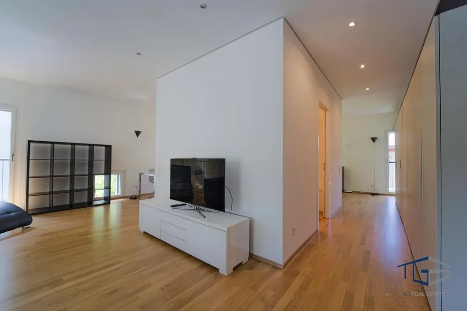 LOFT  CON TERRAZZA ARREDATO A LUGANO